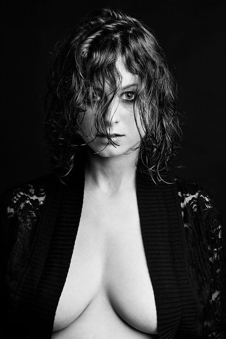 Yael Gayaa HD女優 写真