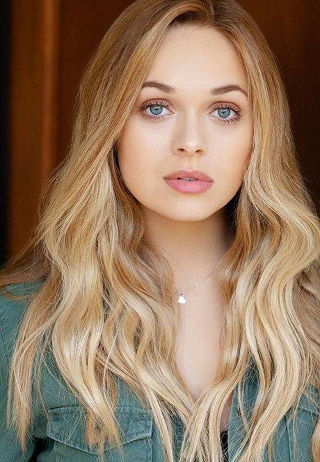 Alyssa Jirrels ポルノスター セックス ギャラリー