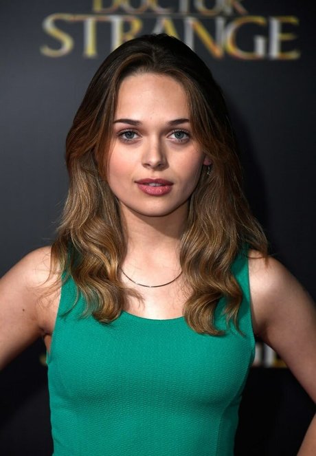 Alyssa Jirrels 裸のポルノスター 写真