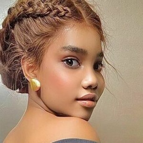 Sphakia Sanon 完璧なスター 写真