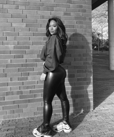 アジアの若者OnlyFans xxx 画像