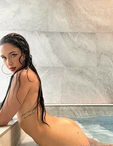 Jessica Burton xxx女優 写真