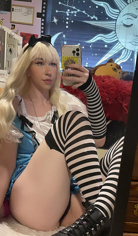 巨大なチンポを持つシーメールオンリーファンズ アートxxx アーカイブ