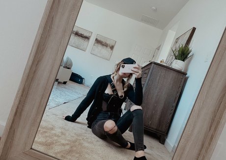 RyyFyy ポルノモデル ギャラリー