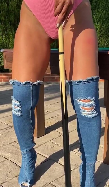 熟女 太め OnlyFans 美しいポルノ 画像