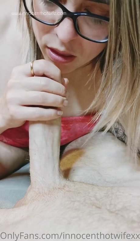 Innocent Hotwife xxxスター 画像