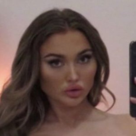 Hannah Shacklock 独占モデル 写真