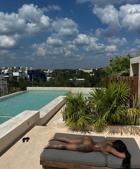 lissythedoll ポルノスター 写真