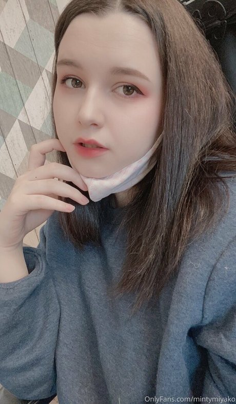 ボールズオンリーファンズ 無料ポルノ 画像