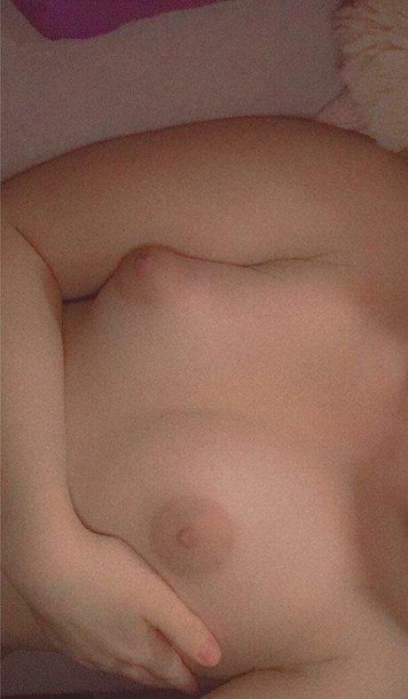 queen burianova スター ヌード 写真