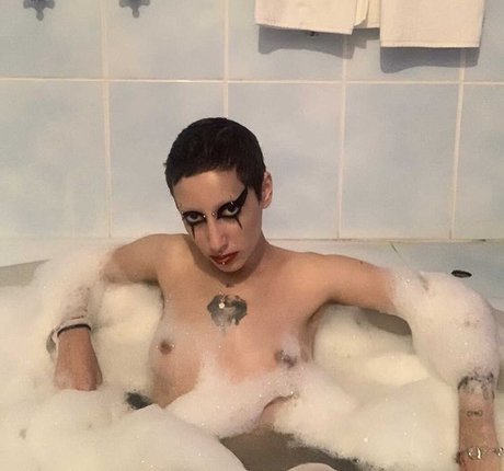 アジアンツインズOnlyFans アートポルノ ギャラリー