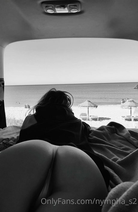 Nympha アートモデル 写真