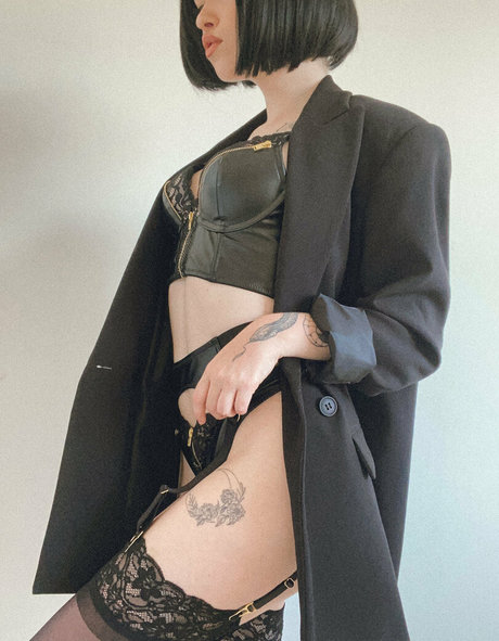 Narumisg 裸のモデル ギャラリー