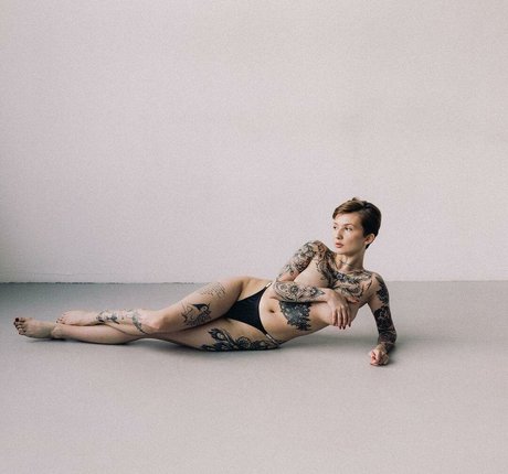 alyyfabulous 無料のスター 画像