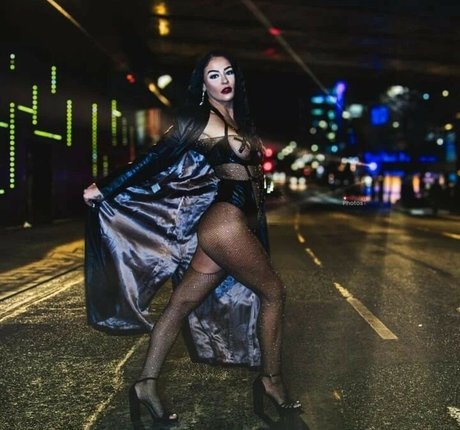 巨乳 パイズリ OnlyFans HD 写真