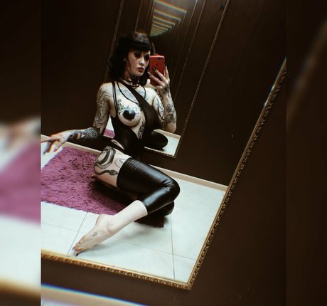 小柄な妻OnlyFans トップ ギャラリー