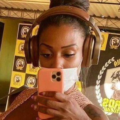 Ysa Santos 無料モデル ギャラリー