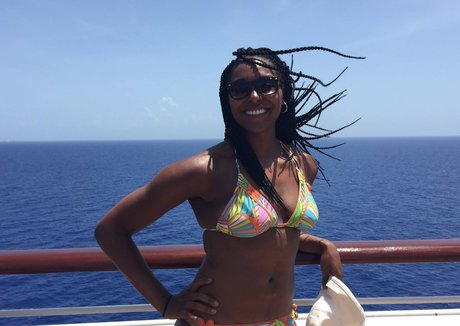 Dr Ebonie Vincent エロティックなモデル 画像