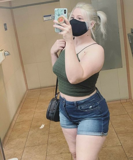 刑務所のオンリーファンズ 無料ポルノ ギャラリー