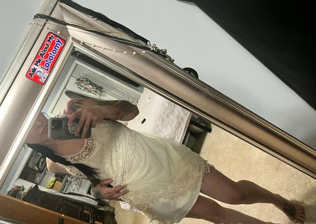 ウェブカメラ オンリーファンズ アート裸 写真