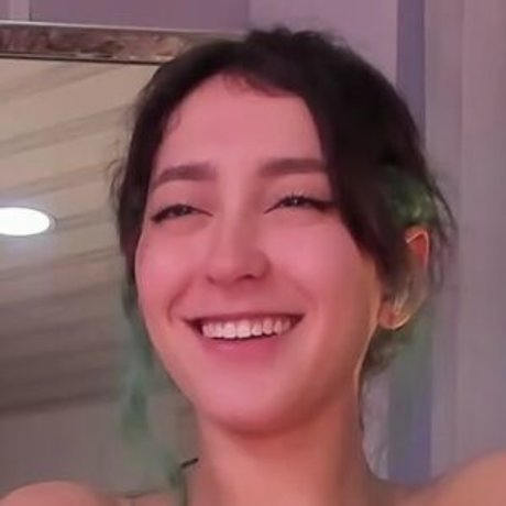 ティーンオナニーOnlyFans ヌード 写真