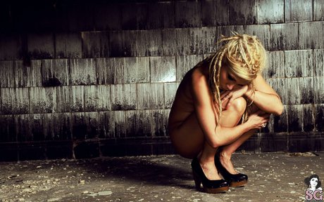 手コキ 主観視点 オンリーファンズ セクシーヌード アーカイブ