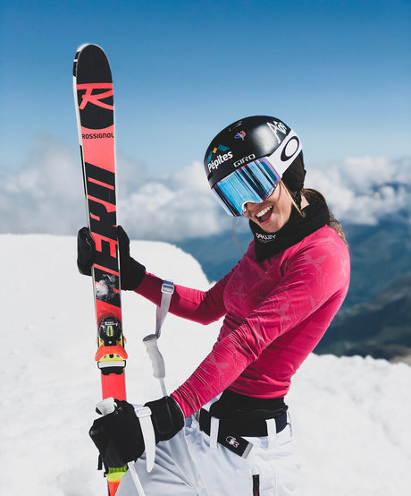 セクシーなドレスOnlyFans 可愛い 画像