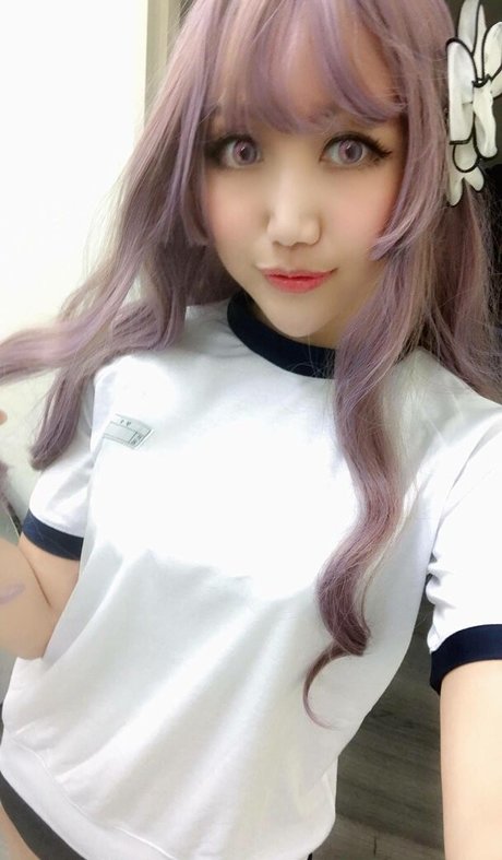 金髪レズビアンオンリーファンズ ポルノ 画像