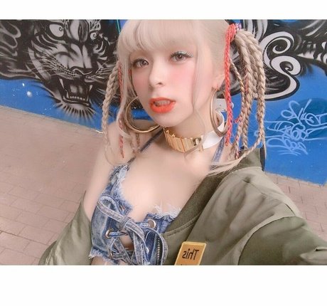 Mai Mizuhashi アダルトスター ギャラリー