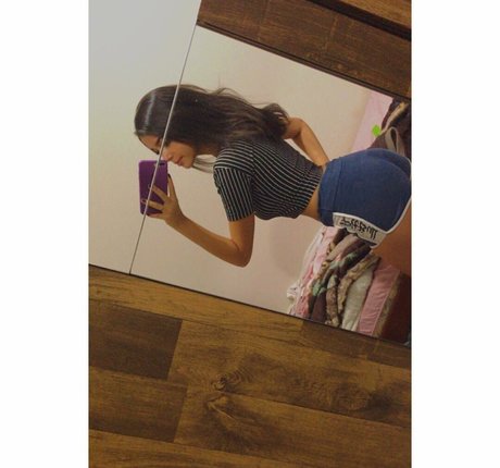 巨乳のオンリーファンズ セックス 写真