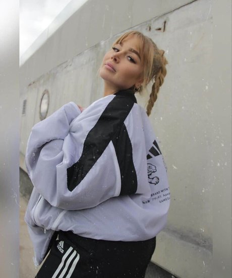 ナチュラルポーグオンリーファン 無料アダルト 写真