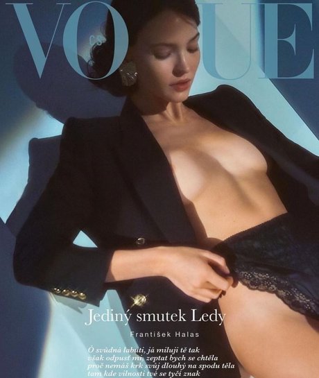 Sasha Luss 素敵なスター 写真