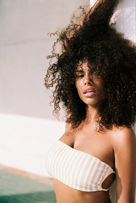 モンスターおっぱいオンリーファンズ 無料 ギャラリー