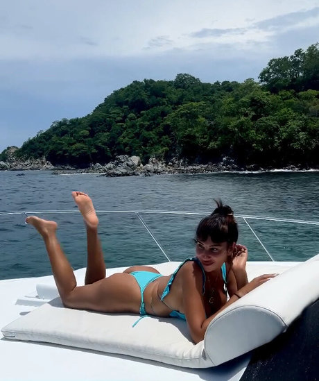 Jackie Cruz エロティックなポルノスター ギャラリー