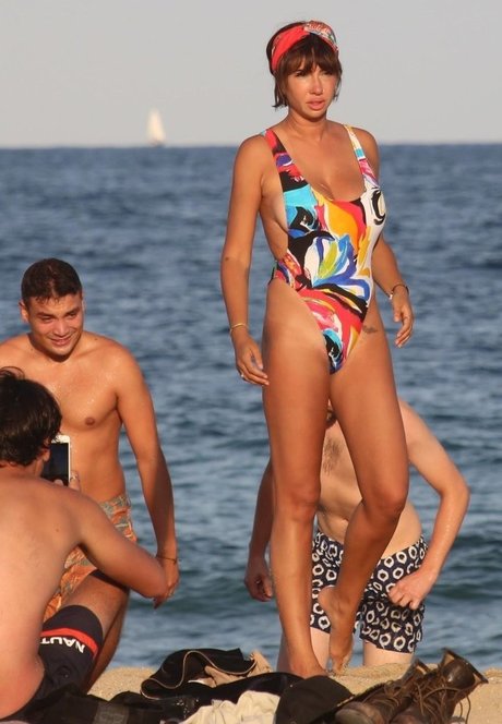 Jackie Cruz ヌードのポルノスター アーカイブ