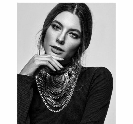 Lea Chloe 完璧なモデル 写真