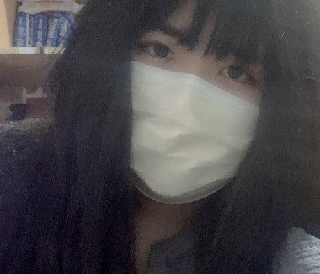 yul off 美しいモデル 画像