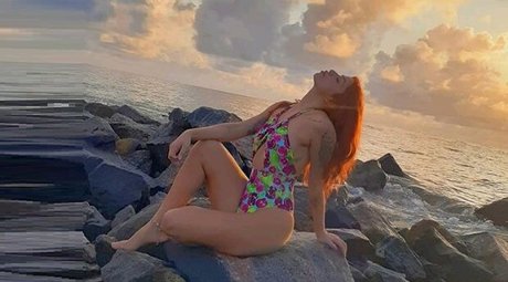 Marylia Vasconcelos xxxモデル 写真