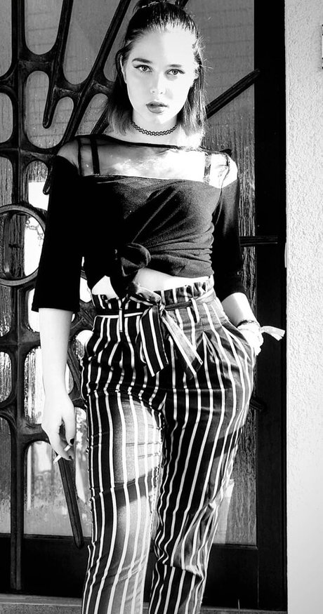 濡れたパンティーOnlyFans 美しいポルノ 写真