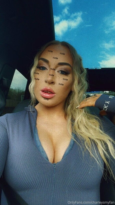 キャスティングオンリーファンズ 無料xxx 画像