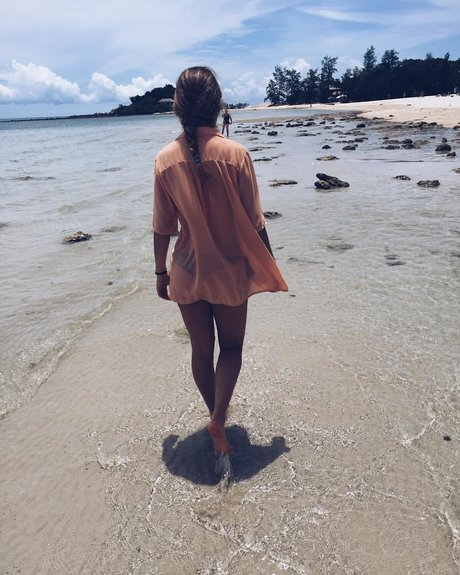 Elena Berri 独占ポルノスター 画像