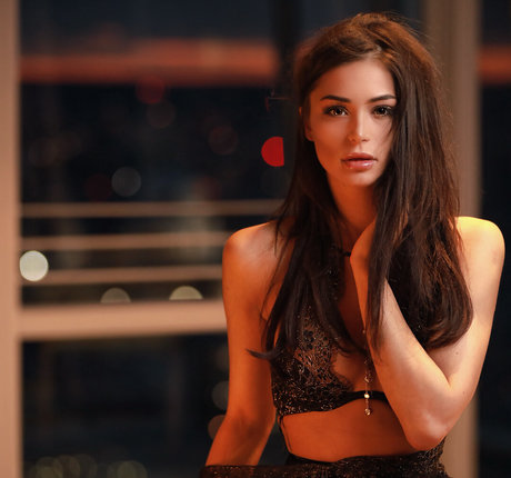 舌に射精 OnlyFans トップ 写真