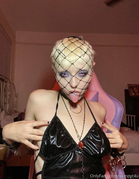 vampyr4u アートモデル 写真
