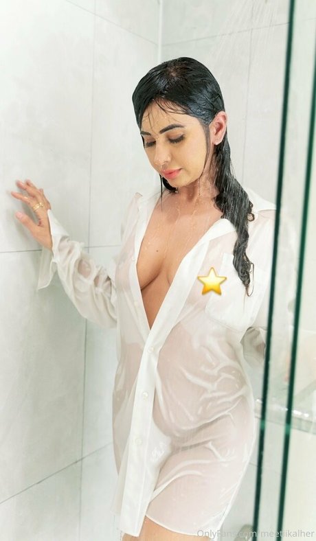 Meeti Kahler 独占スター 写真