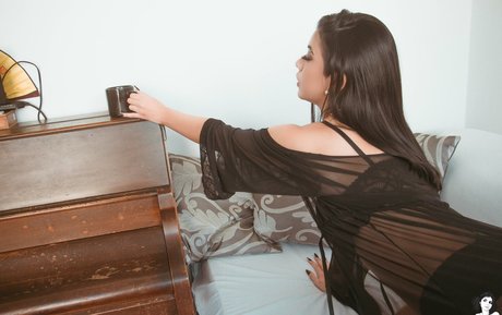 luaramona 完璧な女優 ギャラリー