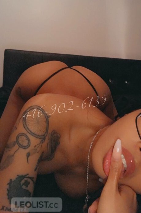 Olivia Sky ホットスター 写真