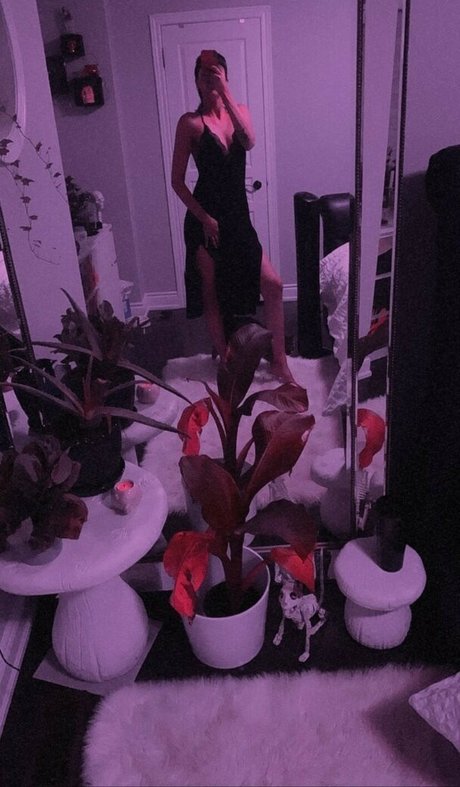 Jasdeep Johal ヌードモデル ギャラリー