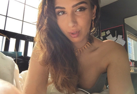 Jasdeep Johal かわいいスター 画像