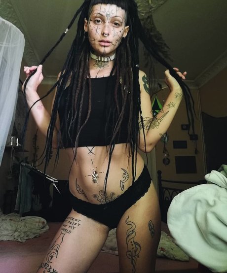 Bastet Beast スター ギャラリー