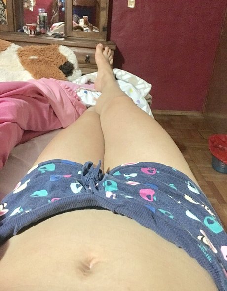 Tania Ivette かわいいスター ギャラリー